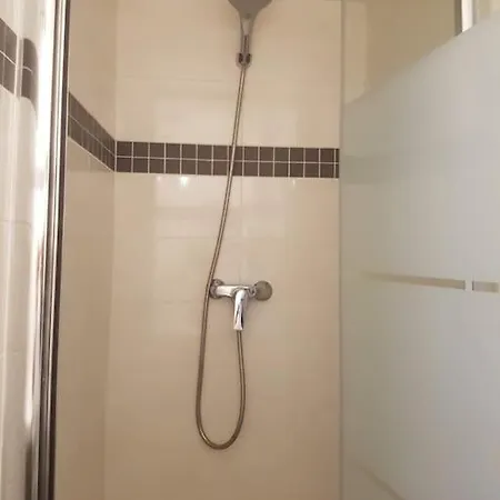 شقة Joli Au Centre De *